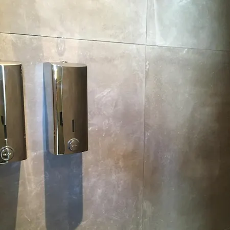 L'atique By Agelandkaai Be With Free Parking *