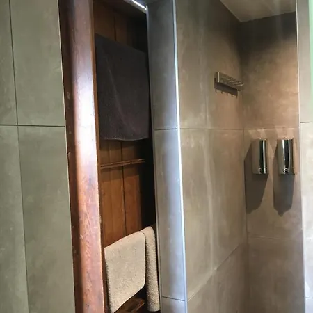 L'atique By Agelandkaai Be With Free Parking *