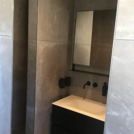 L'atique By Agelandkaai Be With Free Parking Daire Gent